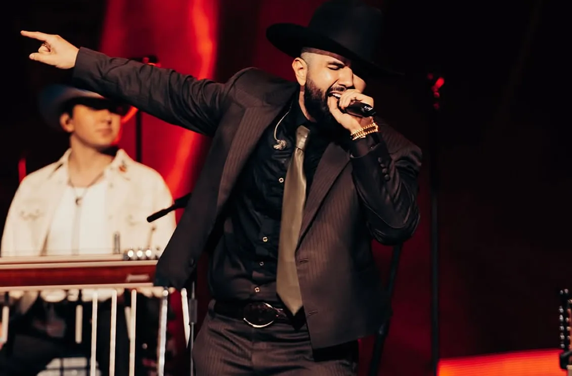 Carín León clausurará FIFA Fan Fest Monterrey 2026 con concierto gratuito