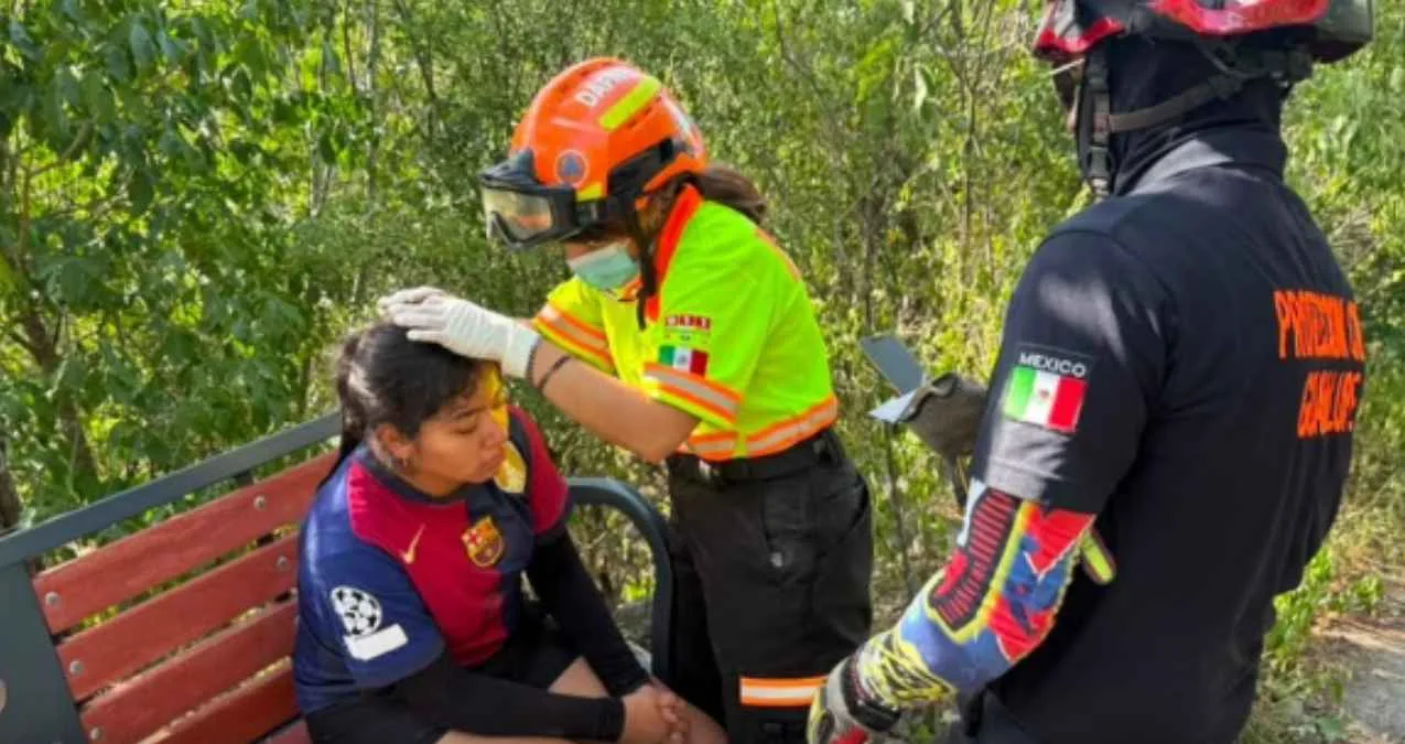 Rescatan a joven herida en accidente durante excursión en Guadalupe