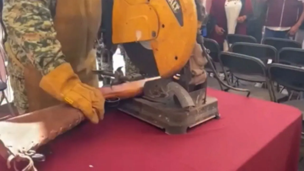 Accidente en desarme de armas en Michoacán deja cuatro heridos