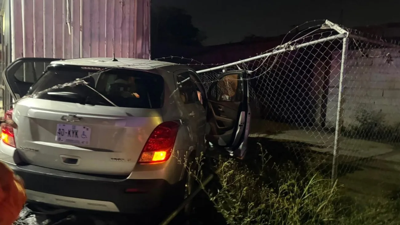 Accidente automovilístico deja a conductora lesionada en Guadalupe