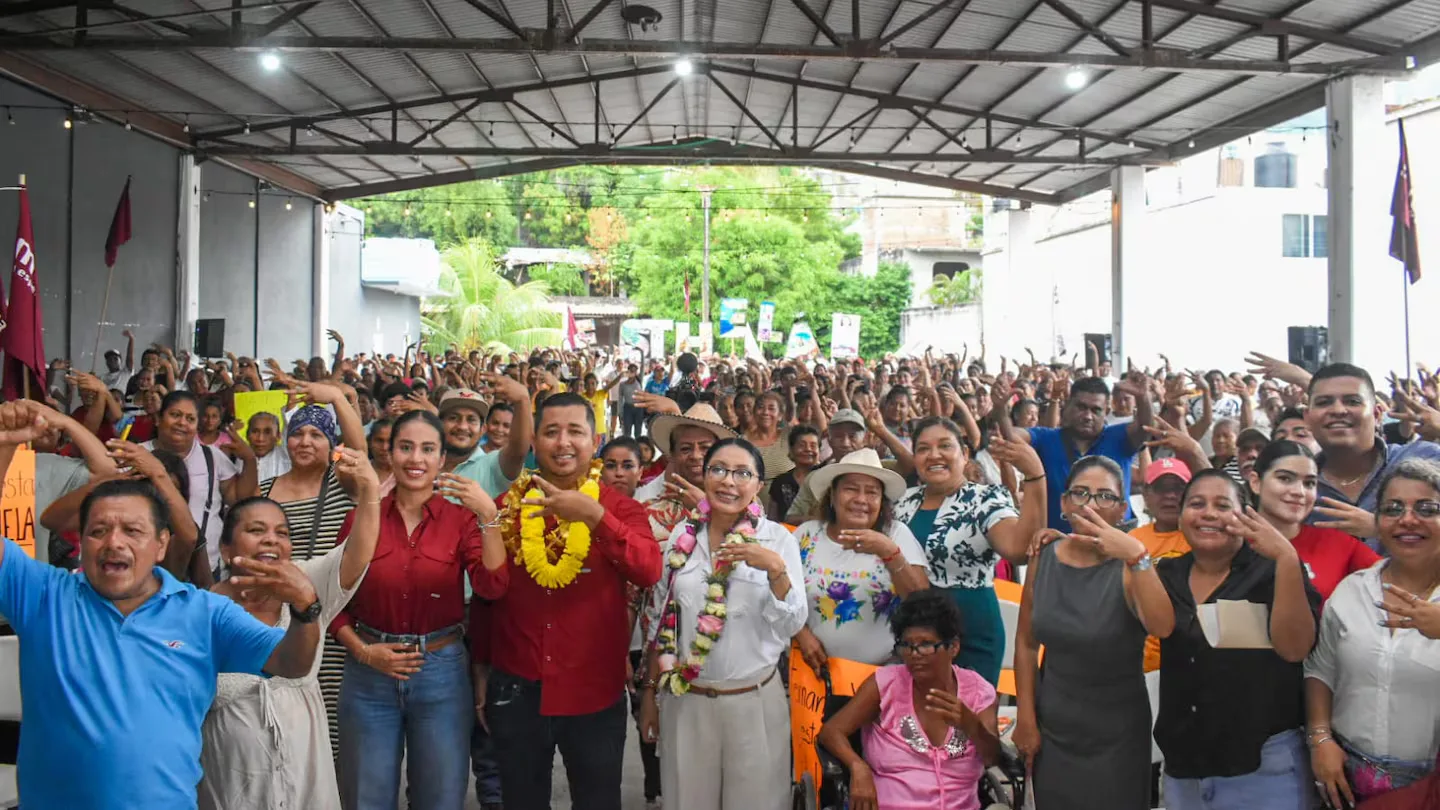 Esthela Damián lidera asamblea en Acapulco con más de cinco mil asistentes