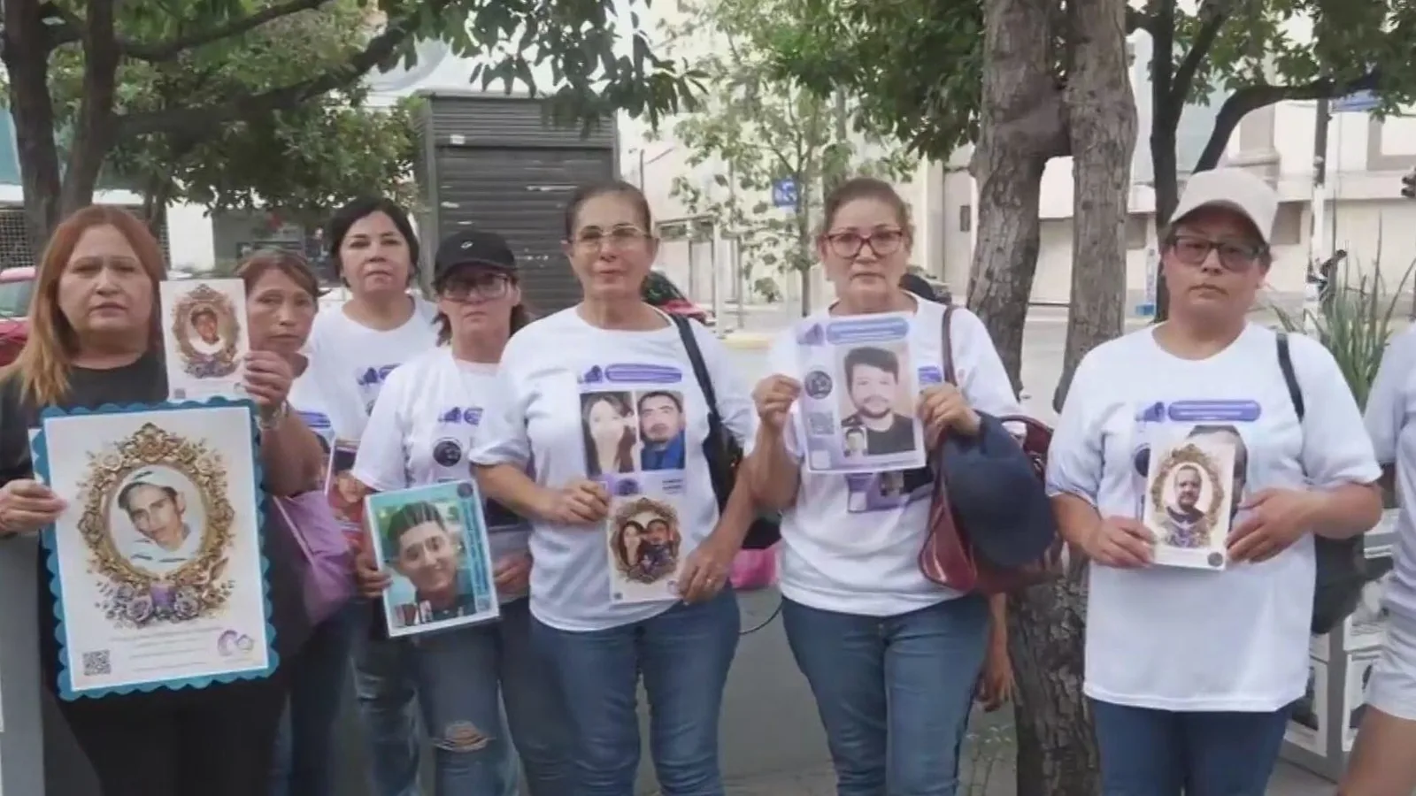 Familiares de desaparecidos realizan velada en Monterrey para exigir justicia