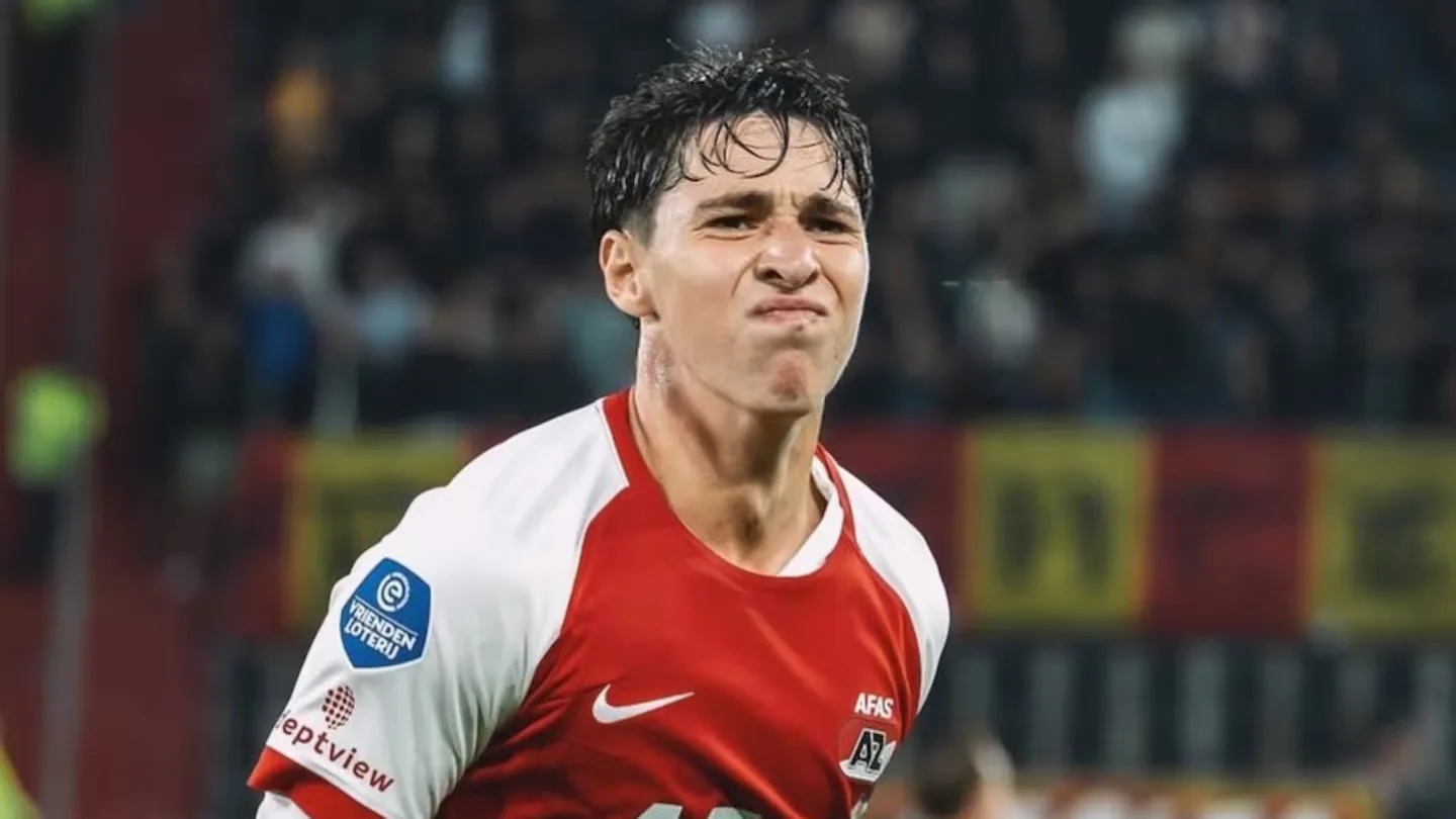 Mateo Chávez destaca en la victoria del AZ Alkmaar en la Eredivisie