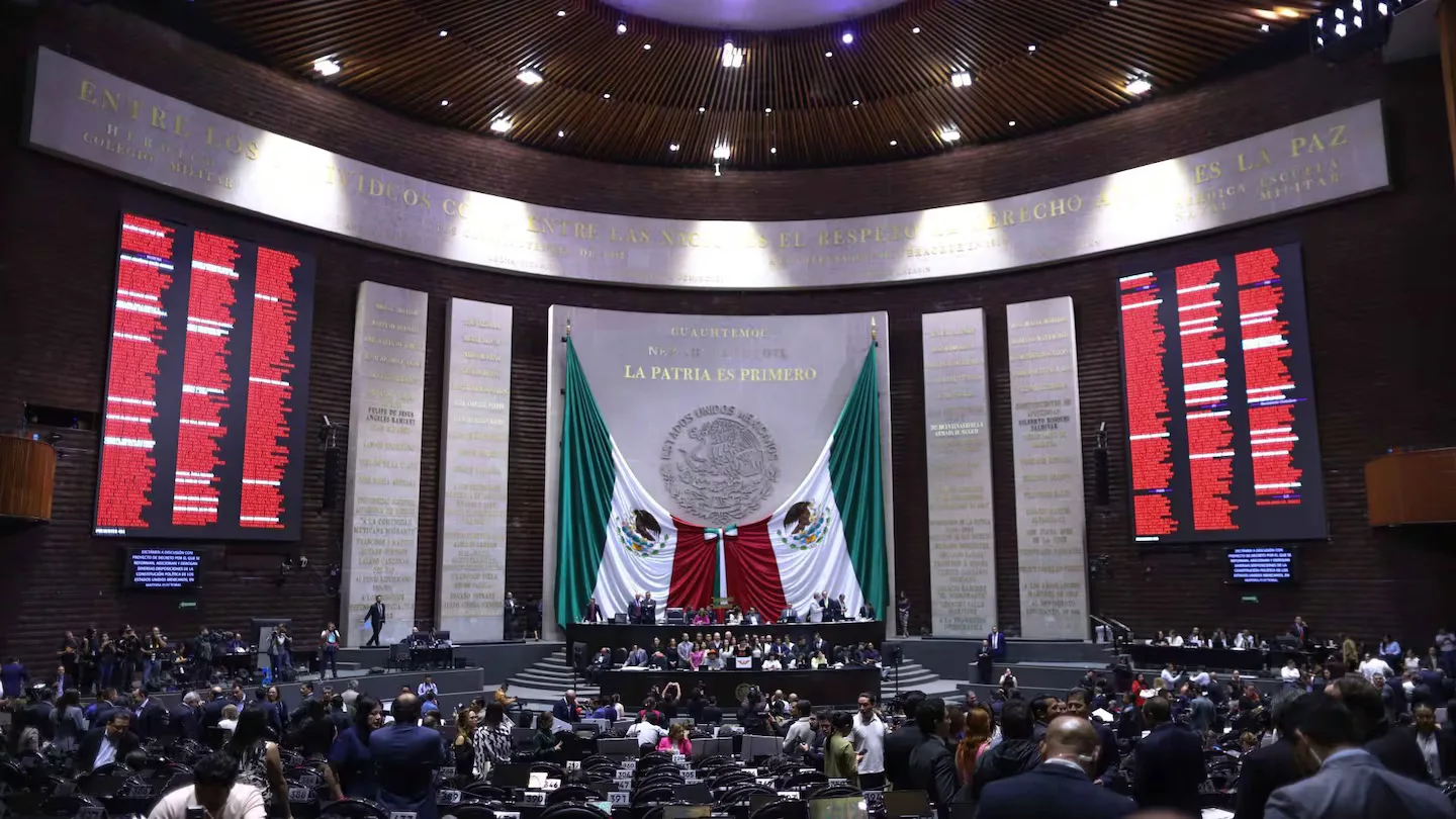 Cámara de Diputados aprueba reforma contra la doble nacionalidad