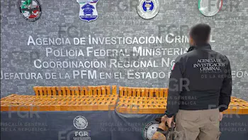 Detienen a hombre con casi 100 litros de cocaína líquida en Nuevo León