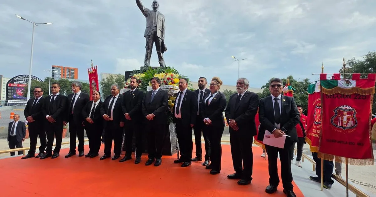 Homenaje a Napoleón Gómez Sada en Monterrey a 25 años de su fallecimiento