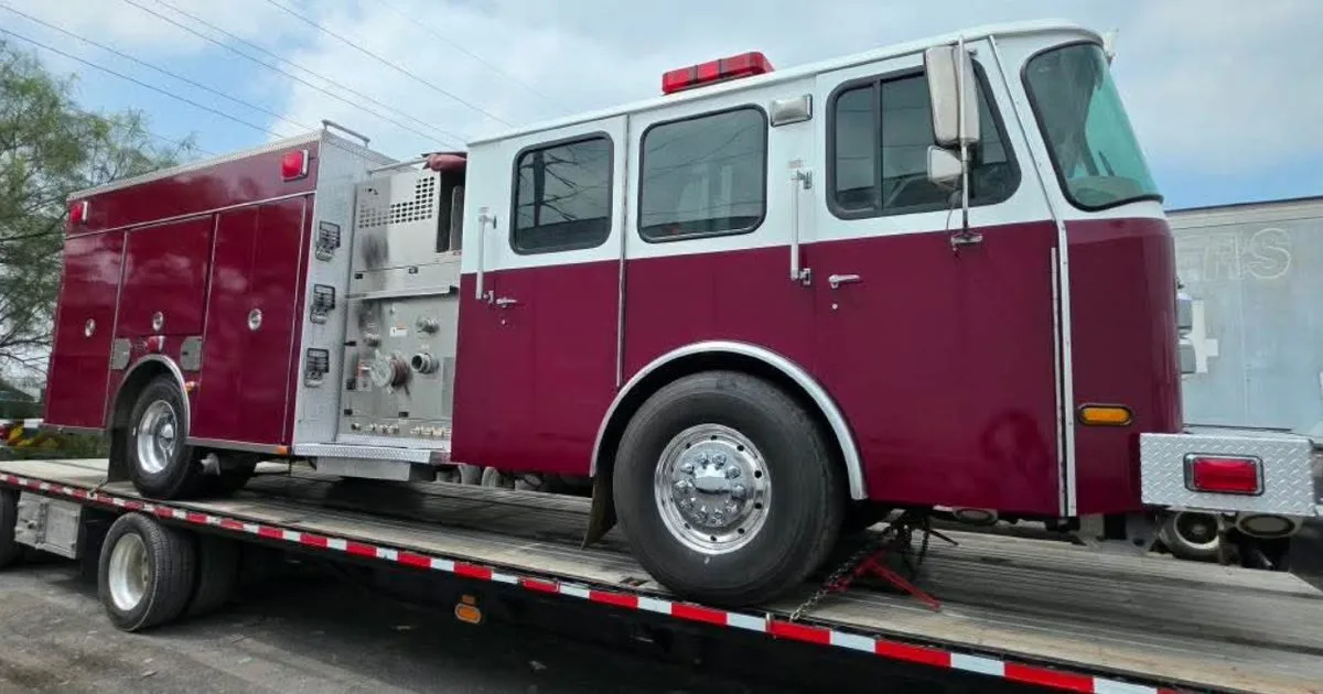 García incorpora nuevo camión de bomberos para emergencias
