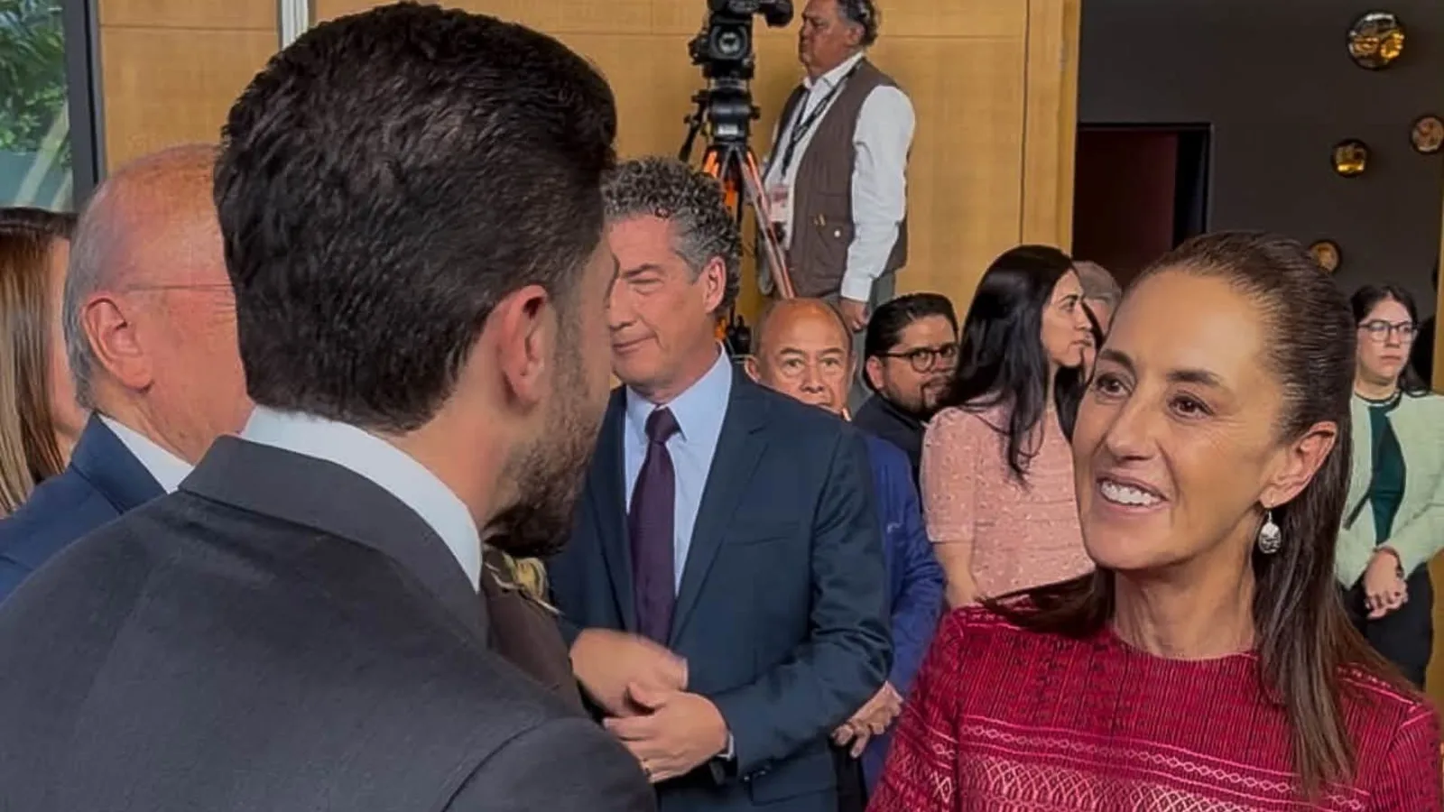 Samuel García destaca la colaboración con empresarios en el 50 aniversario del CCE